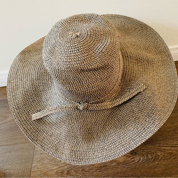 David & young hat main image 5